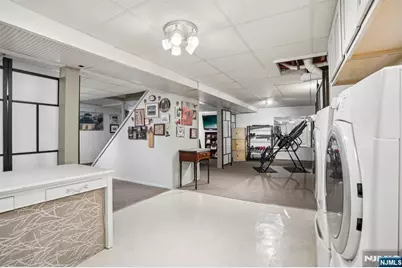 41 Taggart Way, Saddle Brook Township, NJ 07663 - Photo 29