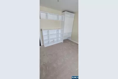135 Orchard Park 135 #135, Allendale, NJ 07401 - Photo 3
