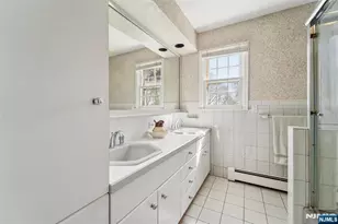 657 Lincoln Ave, Glen Rock, NJ 07452 - Photo 19