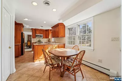 657 Lincoln Avenue, Glen Rock, NJ 07452 - Photo 7