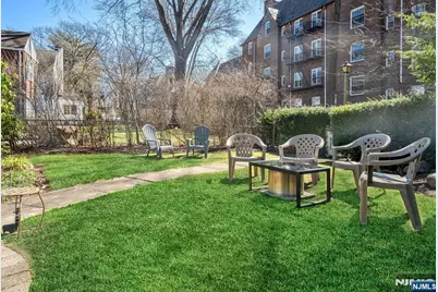 3 Ashburn Place, Fair Lawn, NJ 07410 - Photo 27
