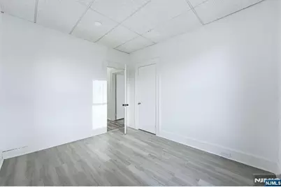 71 Newark Avenue, Belleville, NJ 07109 - Photo 17