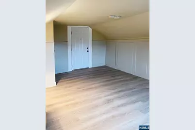 115 Allendale Avenue 11 #11, Allendale, NJ 07401 - Photo 3