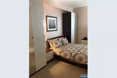 2000 Linwood Avenue 23N #23N, Fort Lee, NJ 07024 - Photo 9