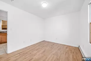 457 Washington Ave 2nd Fl, Cliffside Park, NJ 07010 - Photo 13