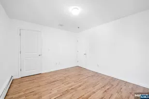 457 Washington Ave 2nd Fl, Cliffside Park, NJ 07010 - Photo 11