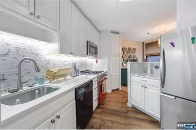 7004 Kennedy Boulevard 4A #4A, Guttenberg, NJ 07093 - Photo 31