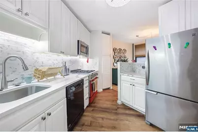 7004 Kennedy Boulevard 4A #4A, Guttenberg, NJ 07093 - Photo 27