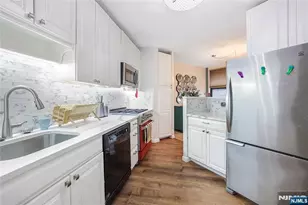 7004 Kennedy Blvd 4A, Guttenberg, NJ 07093 - Photo 27