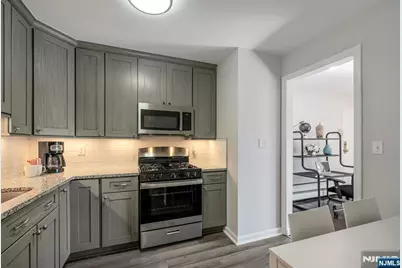 366 Hoover Avenue 120 #120, Bloomfield, NJ 07003 - Photo 17