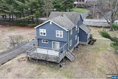 182 Airmont Avenue, Mahwah, NJ 07430 - Photo 7