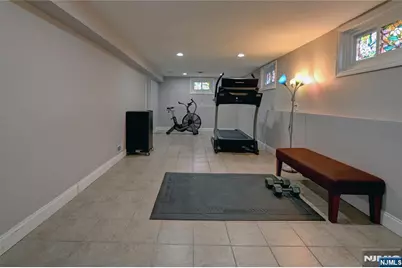 448 Clifton Boulevard, Clifton, NJ 07013 - Photo 19