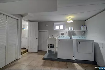 448 Clifton Boulevard, Clifton, NJ 07013 - Photo 21