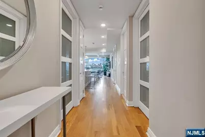 9 Somerset Lane 617 #617, Edgewater, NJ 07020 - Photo 33