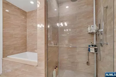 9 Somerset Lane 617 #617, Edgewater, NJ 07020 - Photo 25