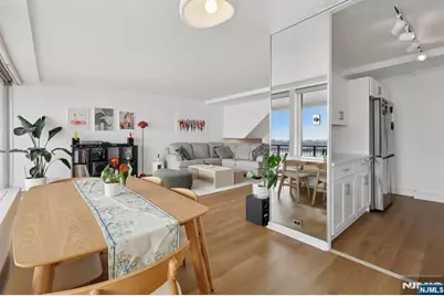 2 Horizon Road 1428 #1428, Fort Lee, NJ 07024 - Photo 15