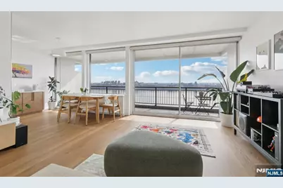 2 Horizon Road 1428 #1428, Fort Lee, NJ 07024 - Photo 11