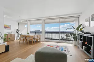 2 Horizon Road 1428, Fort Lee, NJ 07024 - Photo 11