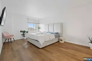 2 Horizon Road 1428, Fort Lee, NJ 07024 - Photo 23