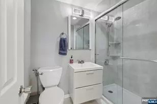 2 Horizon Road 1428, Fort Lee, NJ 07024 - Photo 19