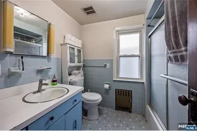 38 Stewart Street, Passaic, NJ 07055 - Photo 27