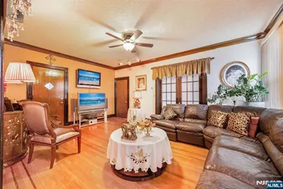 38 Stewart Street, Passaic, NJ 07055 - Photo 7