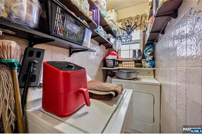 38 Stewart Street, Passaic, NJ 07055 - Photo 35