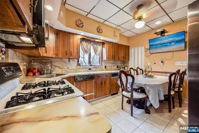 38 Stewart Street, Passaic, NJ 07055 - Photo 25