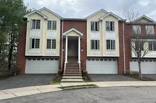 46 Skymark Ct, Upper Saddle River, NJ 07458 - Photo 17