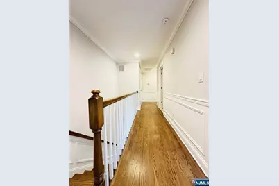 46 Skymark Court, Upper Saddle River, NJ 07458 - Photo 5