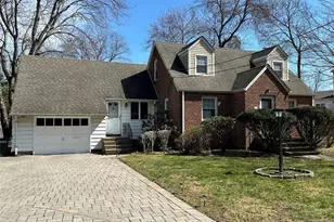 33 Haring St, Closter, NJ 07624 - Photo 1