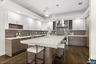 640 Undercliff Ave, Edgewater, NJ 07020 - Photo 9