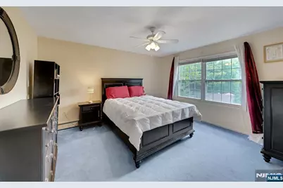 5 Pelican Court, Paramus, NJ 07652 - Photo 15