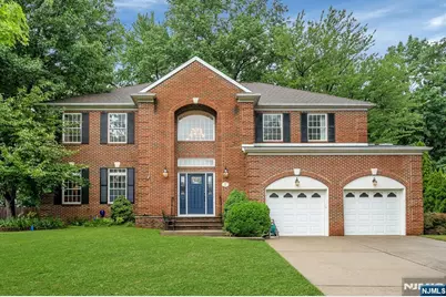 5 Pelican Court, Paramus, NJ 07652 - Photo 1