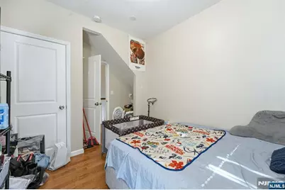 314 W 7th Avenue, Newark, NJ 07107 - Photo 33