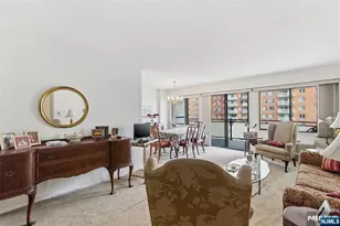 125 Prospect Ave 5B, Hackensack, NJ 07601 - Photo 5