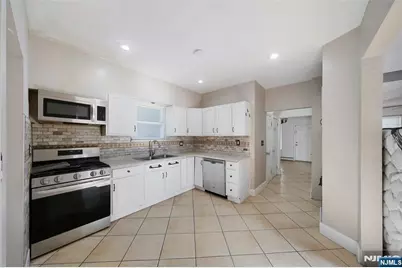 438-440 Park Avenue, Paterson, NJ 07504 - Photo 9