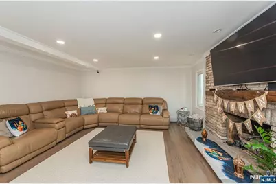 3 Hampton Drive, Fairfield, NJ 07004 - Photo 3