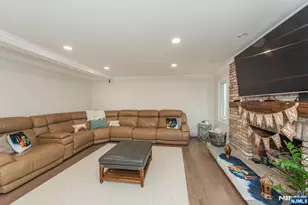 3 Hampton Dr, Fairfield, NJ 07004 - Photo 3