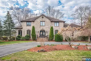 3 Hampton Dr, Fairfield, NJ 07004 - Photo 1