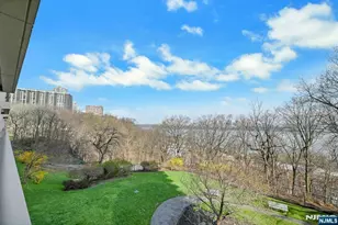 4 Horizon Road G5, Fort Lee, NJ 07024 - Photo 11