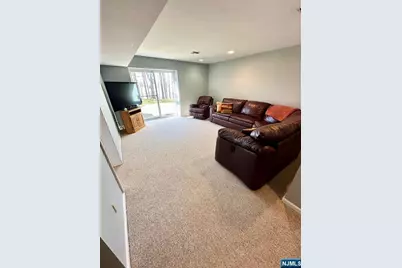 19 Lakeview Drive, Old Tappan, NJ 07675 - Photo 21