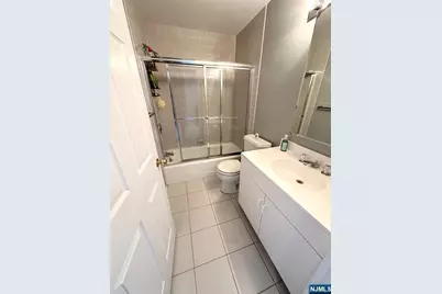 19 Lakeview Drive, Old Tappan, NJ 07675 - Photo 25