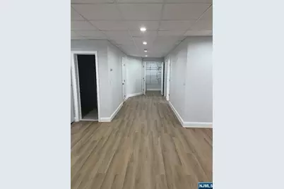 226 Macarthur Avenue, Garfield, NJ 07026 - Photo 9