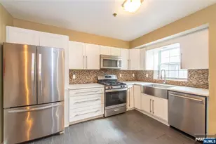 279 Orange Street 1, Newark, NJ 07103 - Photo 1