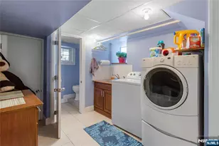 204 Hayward Pl, Wallington, NJ 07057 - Photo 35