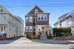 204 Hayward Pl, Wallington, NJ 07057 - Photo 1