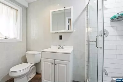 454 Myrtle Avenue 454 #454, Fort Lee, NJ 07024 - Photo 13