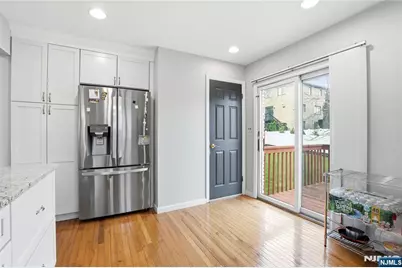 454 Myrtle Avenue 454 #454, Fort Lee, NJ 07024 - Photo 11