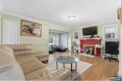 1490 Champlain Square, Teaneck Township, NJ 07666 - Photo 15